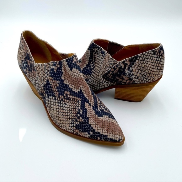Lucky Brand Tabea Snake‎ Print Shootie Boots Ankle Booties Shoes Size 8.5 (NWOT) - Picture 1 of 9